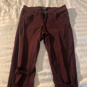 CHEAP NEVER WORN JEANS